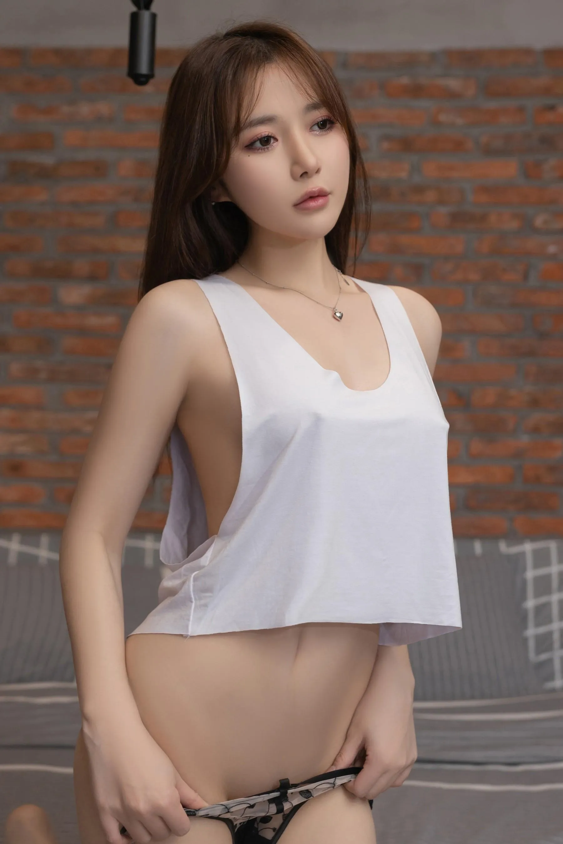 NO.0033 秀人名模鱼子酱Fish内部私购未上架《一个人的生活》写真 [46P]插图6